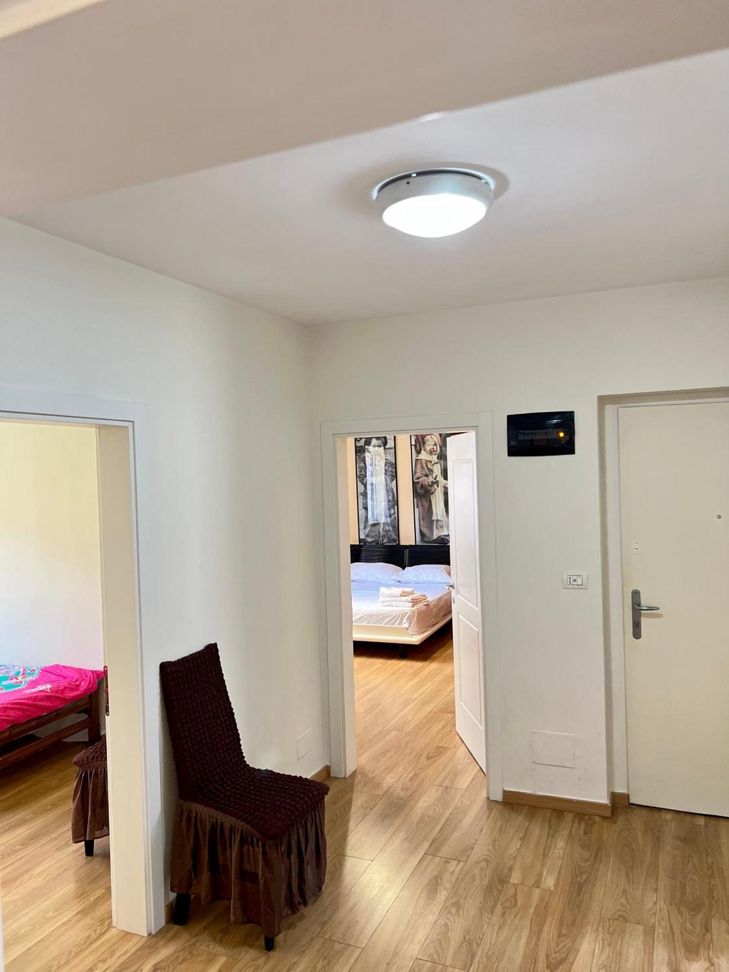 Skanderbeg Square Apartment تيرانا المظهر الخارجي الصورة