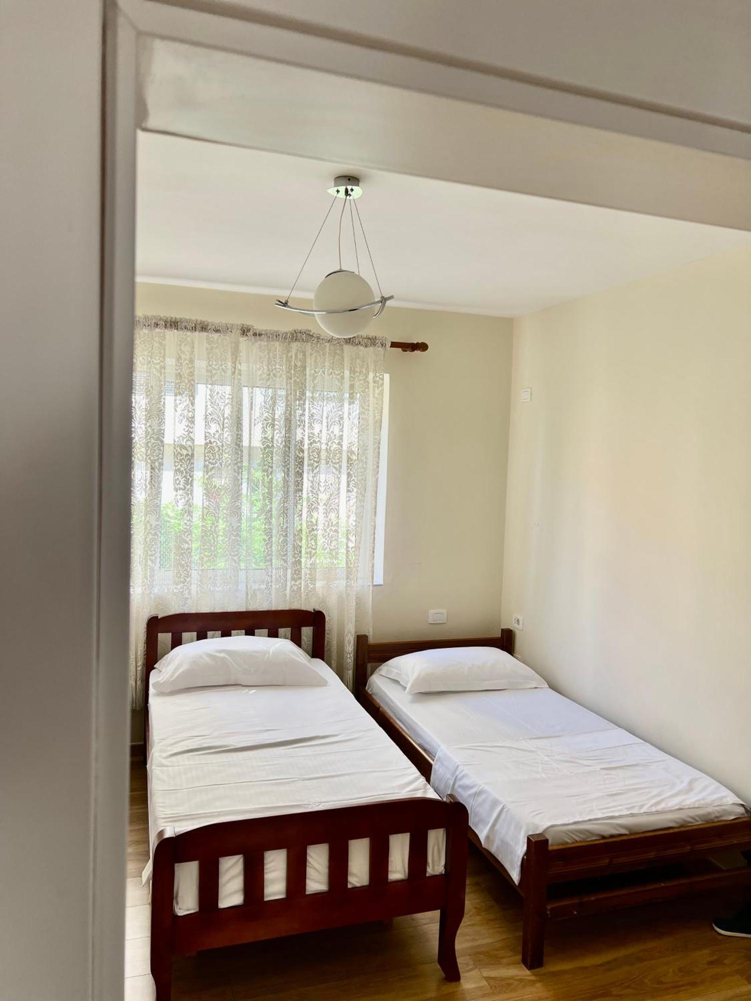Skanderbeg Square Apartment تيرانا المظهر الخارجي الصورة
